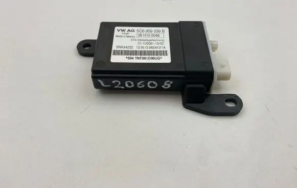 Audi A8 S8 D4 4H Seat control module 5C6959339B 06H100046 5WK44252