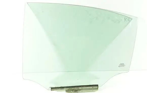 Toyota Avensis T270 Rear door window glass 43R001583