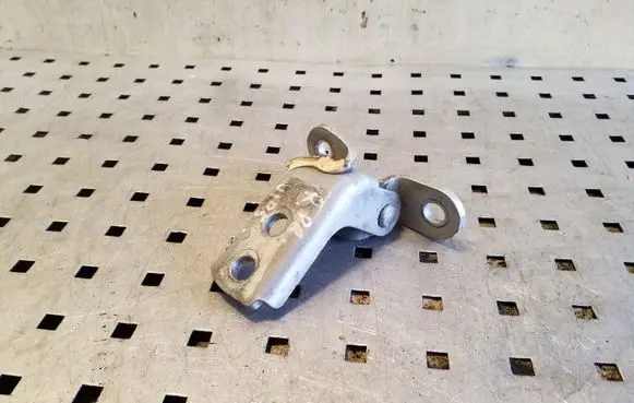 Toyota Corolla Verso AR10 Front door upper hinge