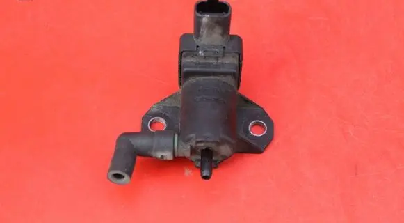 Ford Focus ST Vacuum valve 9688124580
