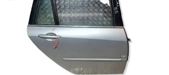 Renault Laguna III Rear door S26301007