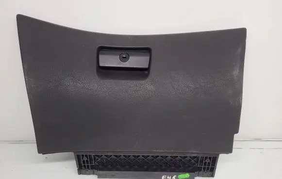 BMW 3 E46 Glove box lid/cover 8203822