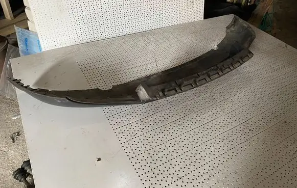 Volkswagen Polo Front bumper lip 