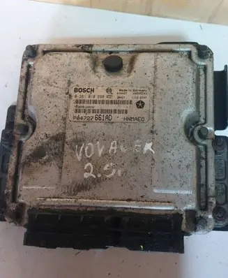 Chrysler Voyager Engine control unit/module P04722661AD 0281010290