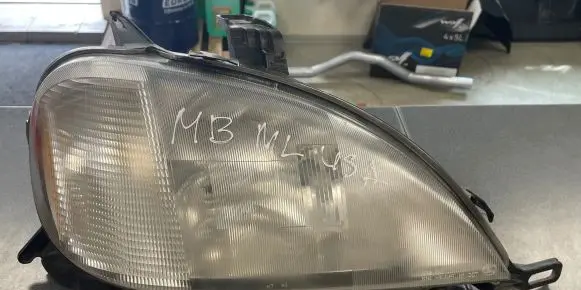 Mercedes-Benz ML W163 Headlight/headlamp