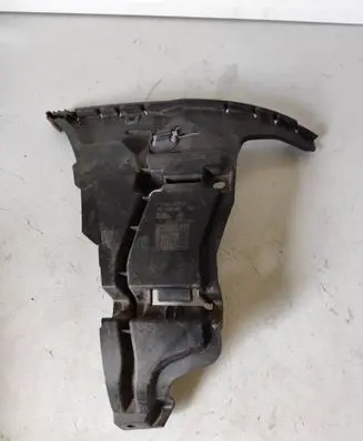 Volvo S60 Front bumper mounting bracket 08693182