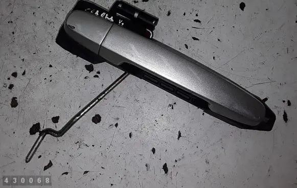 Toyota Corolla Verso AR10 Loading door interior handle 