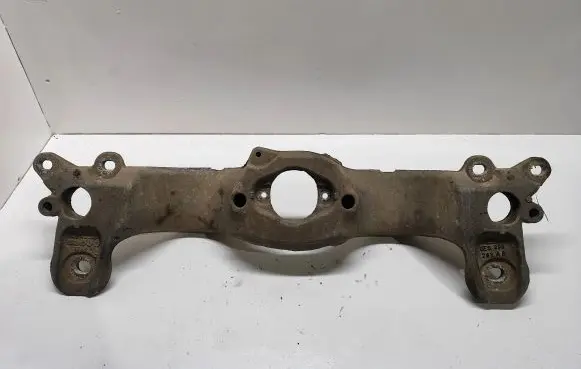 Audi A4 S4 B7 8E 8H Gearbox mounting bracket 8E0399263AG