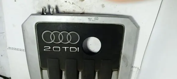 Audi A3 S3 8P Engine cover (trim) 03G103925AH 03G103925AF