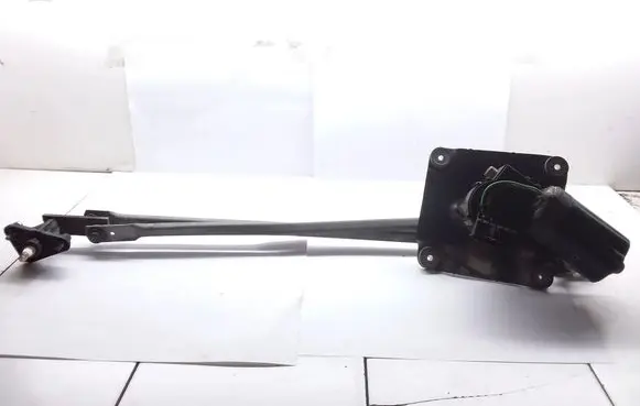 Volvo S40, V40 Front wiper linkage and motor 