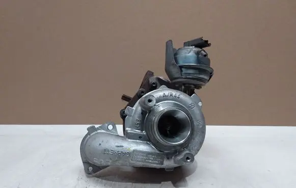 Volvo C30 Turbo 9686120680