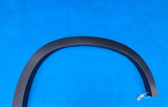 BMW X5 E70 Front arch trim 7158428