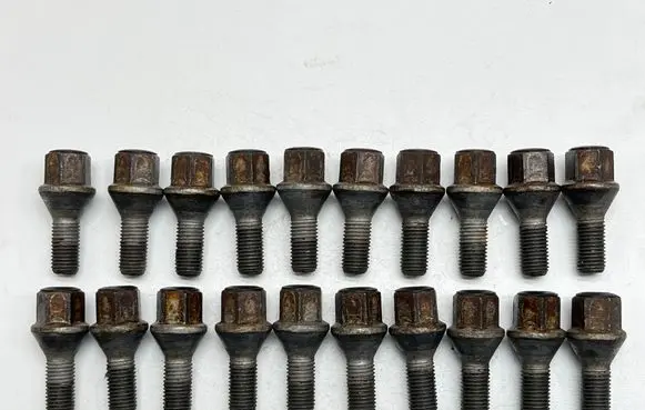 Renault Megane IV Nuts/bolts 