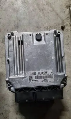 Volkswagen Multivan T5 Engine control unit/module 03L907309L 0281017554