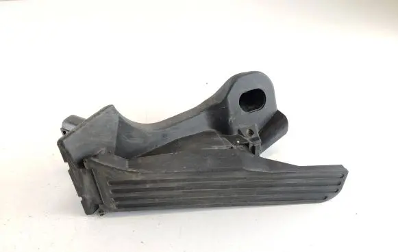 Volkswagen Touran II Accelerator throttle pedal 1T1723503N 200913 6510300301