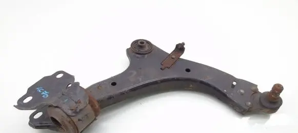 Volvo XC70 Front control arm