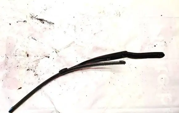 BMW 5 GT F07 Front wiper blade arm