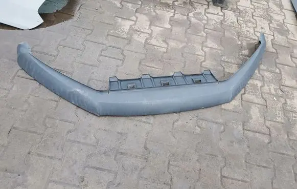 Volkswagen Tiguan Front bumper lip 5N0807101B