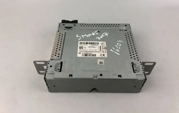 Smart ForTwo II Radio/CD/DVD/GPS head unit A4539006502