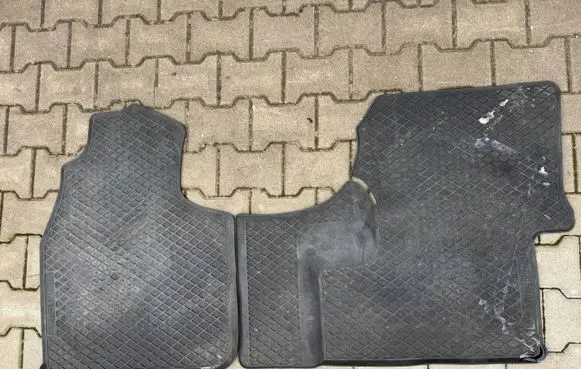 Mercedes-Benz Sprinter W906 Car floor mat set B66570012