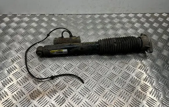 Mercedes-Benz GLC X253 C253 Rear shock absorber/damper A2533204500