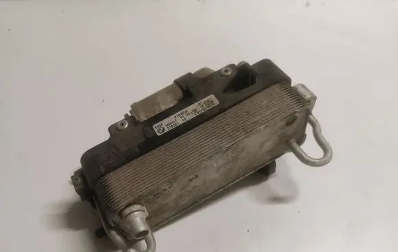 BMW 5 G30 G31 G38 Transmission/gearbox oil cooler 9109858