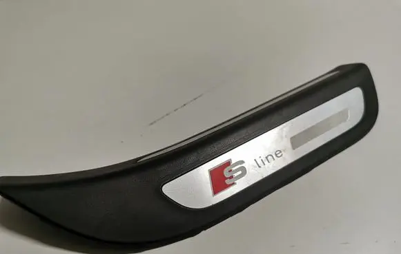 Audi Q5 SQ5 Rear sill trim cover 8R0853376G