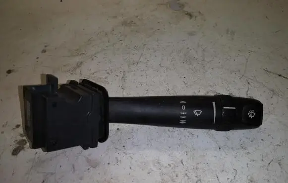 Volvo S60 Wiper control stalk 8691695