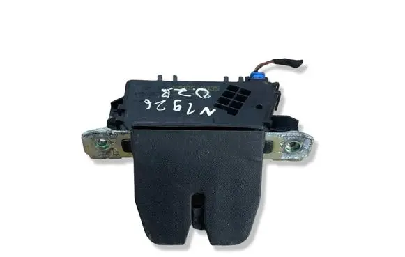 Opel Zafira B Tailgate/trunk/boot lock/catch/latch 13117285