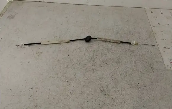 Volkswagen Touareg I Front door cable line 7L6837085B
