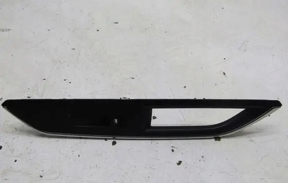Peugeot 3008 II Quarter vent window switch 9815790277