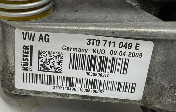 Skoda Superb B6 (3T) Gear shifter/selector 3T0711049E 00308983T0 1K0711061B