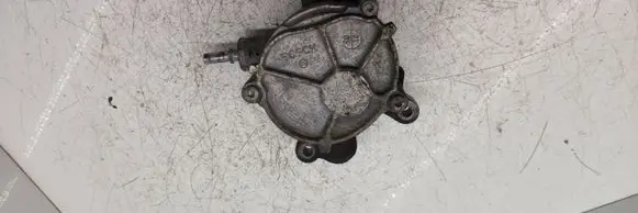 Peugeot 407 Vacuum pump