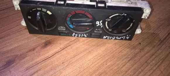 Nissan Almera Climate control unit