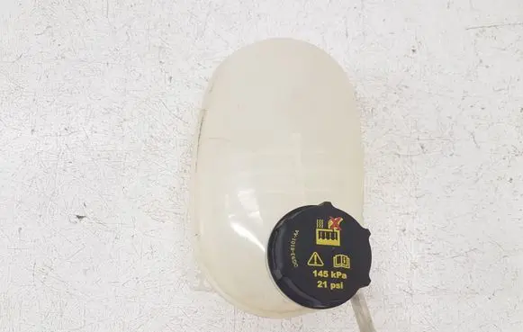 Ford Escape III Coolant expansion tank/reservoir GV618A080 GV618A080AD F621A