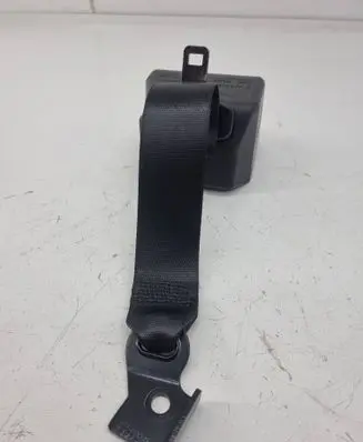 Rear seatbelt