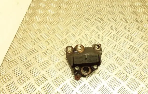 Mazda 6 Engine mounting bracket