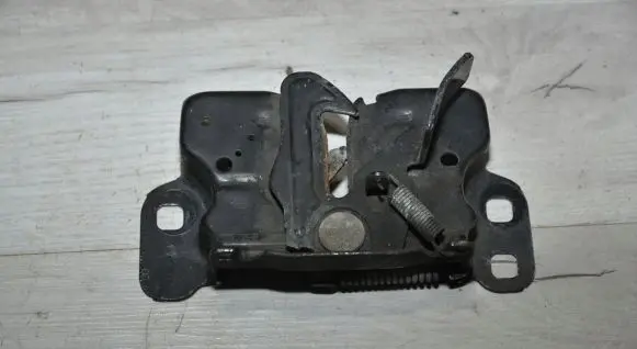 Fiat Freemont Engine bonnet/hood lock/catch