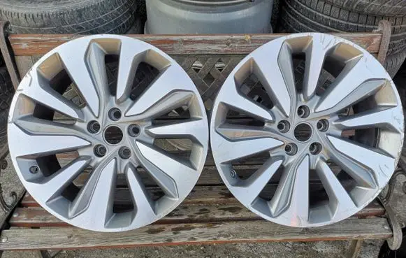 Opel Astra J R19 alloy rim 