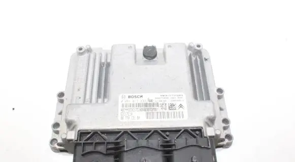 Peugeot 308 Engine control unit/module 9677013180 0281017333