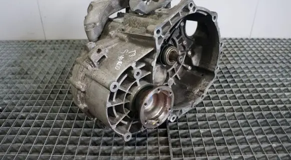 Volkswagen Scirocco Manual 6 speed gearbox KRM