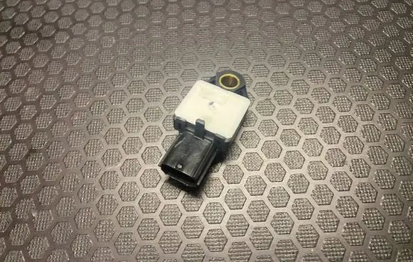 Peugeot 4007 Airbag deployment crash/impact sensor 8651A001