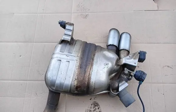 BMW X1 E84 Rear muffler/silencer tail pipe 7541997 2140602400