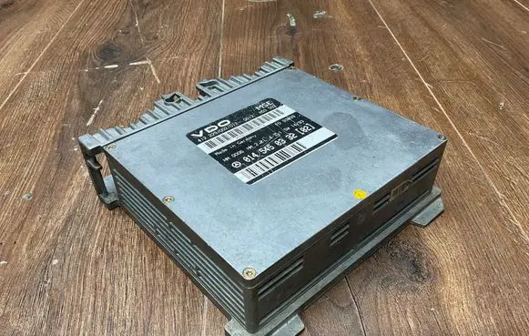 Mercedes-Benz C W202 Engine control unit/module ECU 0145450332