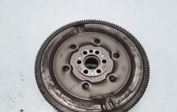Renault Scenic III - Grand scenic III Dual mass flywheel 