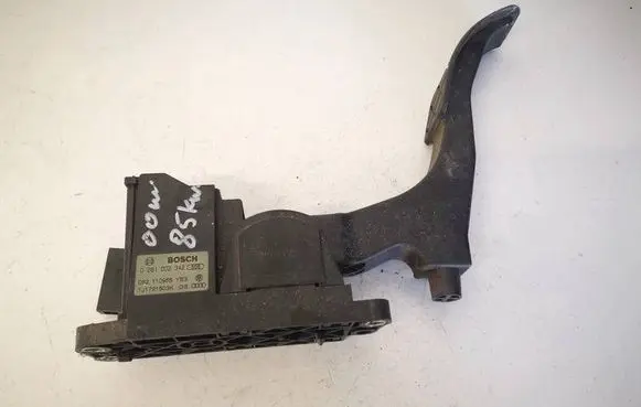 Seat Toledo II (1M) Accelerator throttle pedal 0281002342