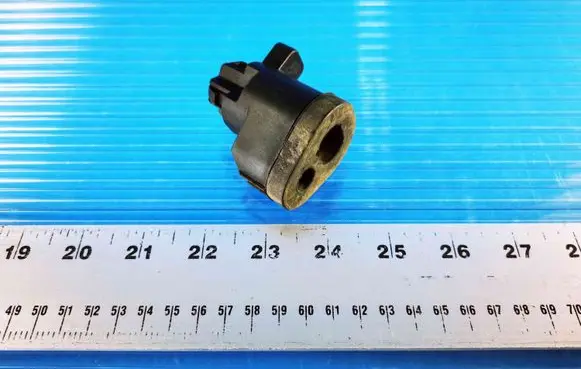 Ford Fiesta Radiator mount bracket BV618A194HA