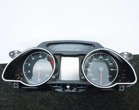 Audi A5 8T 8F Speedometer (instrument cluster) 8T0920981A