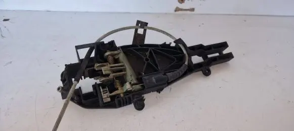 BMW 3 E90 E91 Front door exterior handle/bracket 7059971