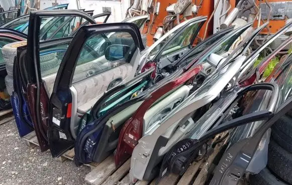 Mazda Xedos 6 Front door